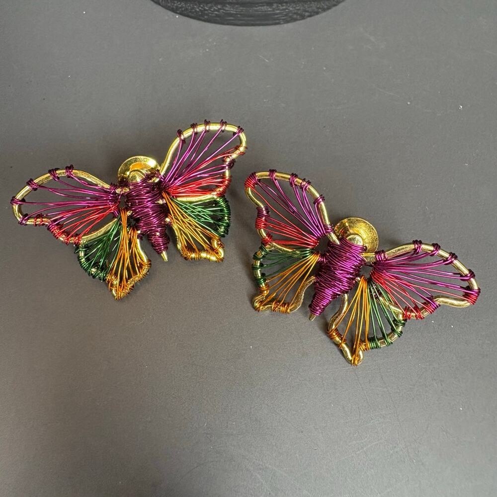SJ Signed Butterfly Wire Wrapped Scatter Pins Pair Set of Two Butterflies 2"